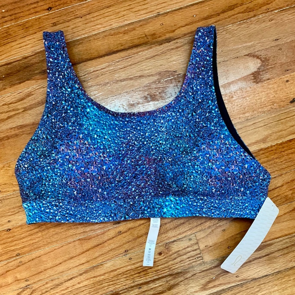 Sports bra
